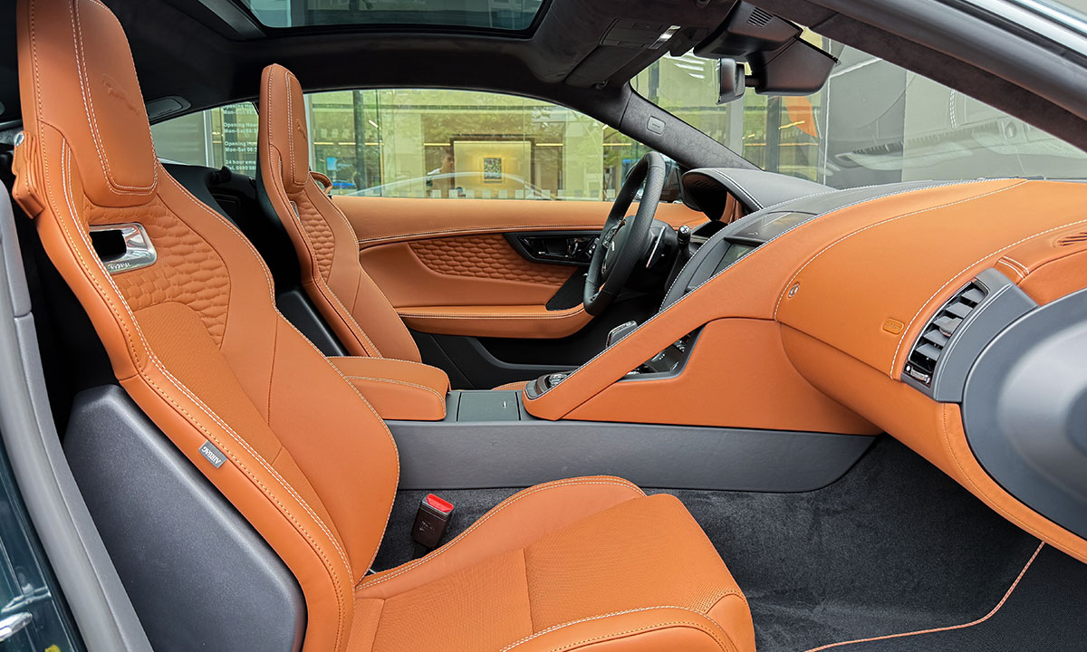 F-TYPE R75 COUPE