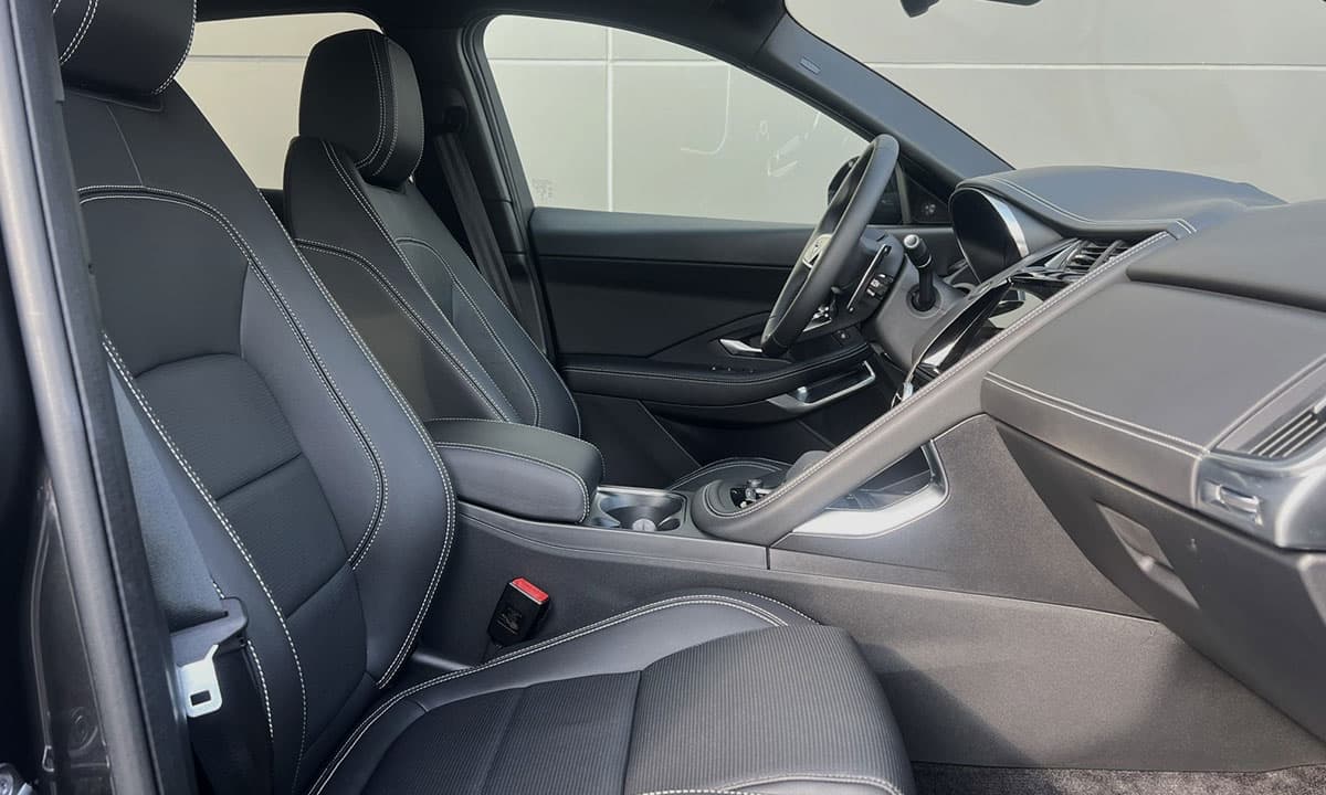 E-PACE P250 R-DYNAMIC S