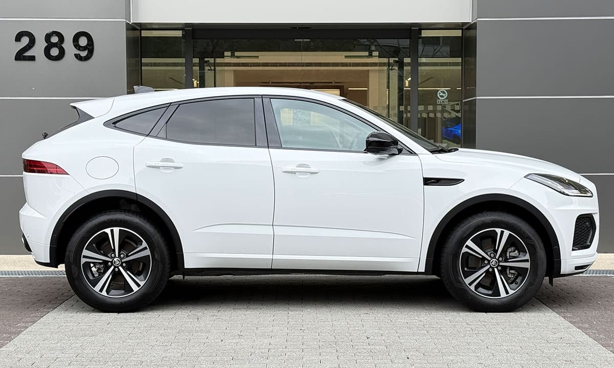 E-PACE P250 R-DYNAMIC S