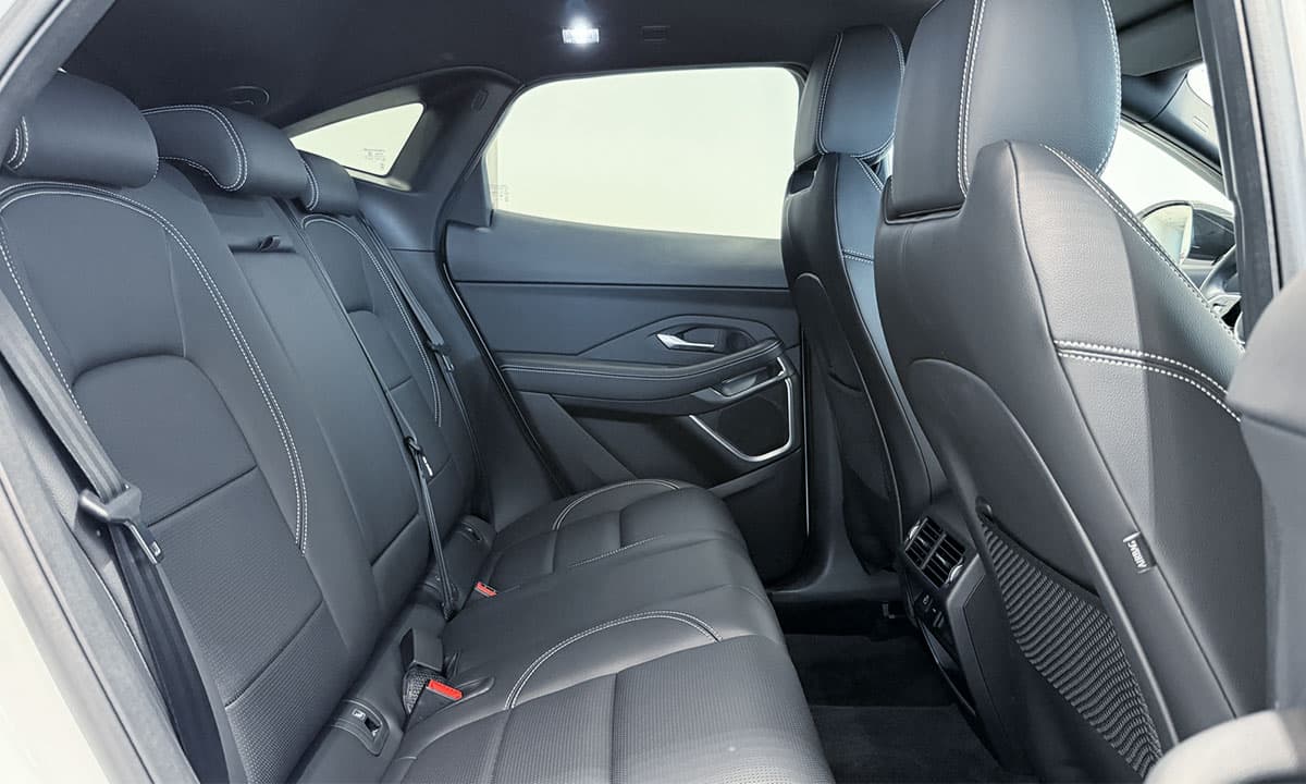 E-PACE P250 R-DYNAMIC S