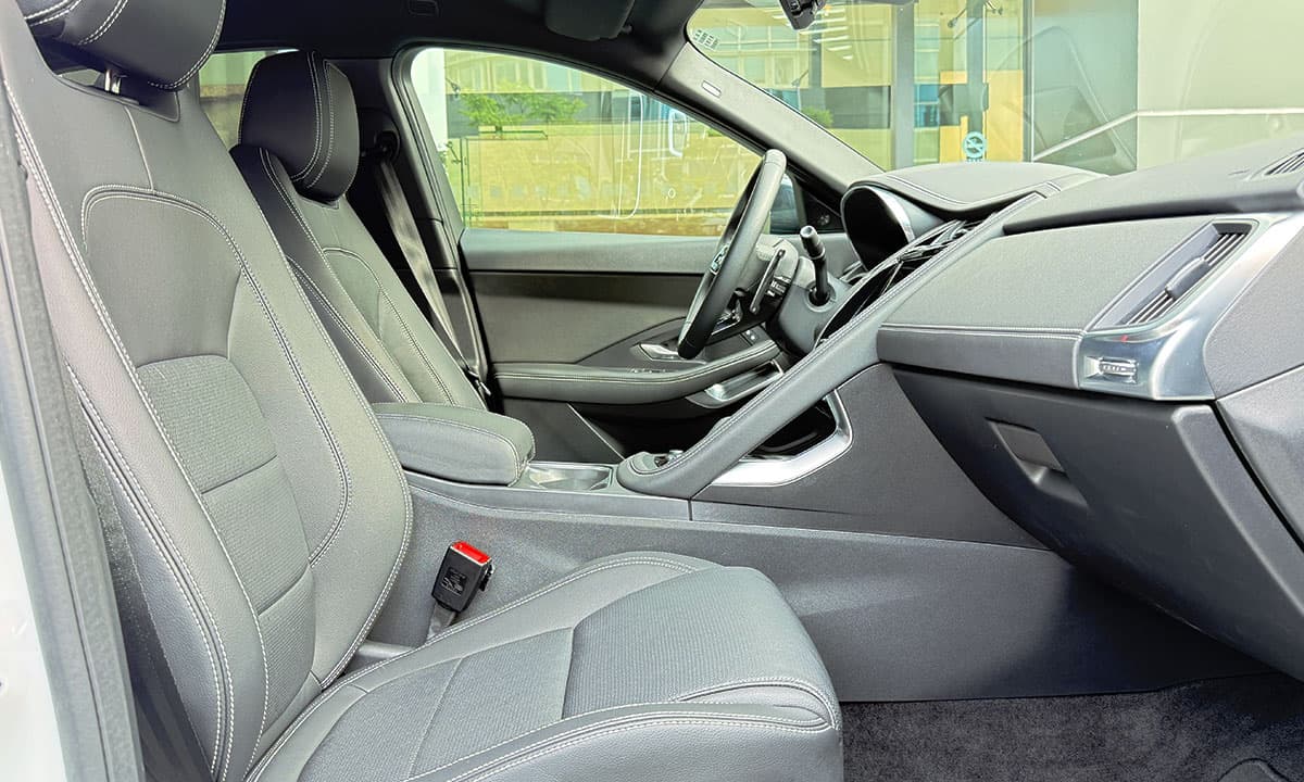 E-PACE  P250 R-DYNAMIC S