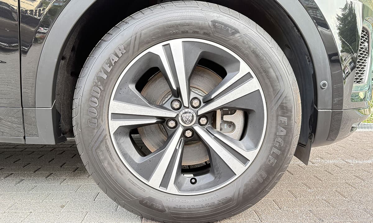 E-PACE  P250 R-DYNAMIC S