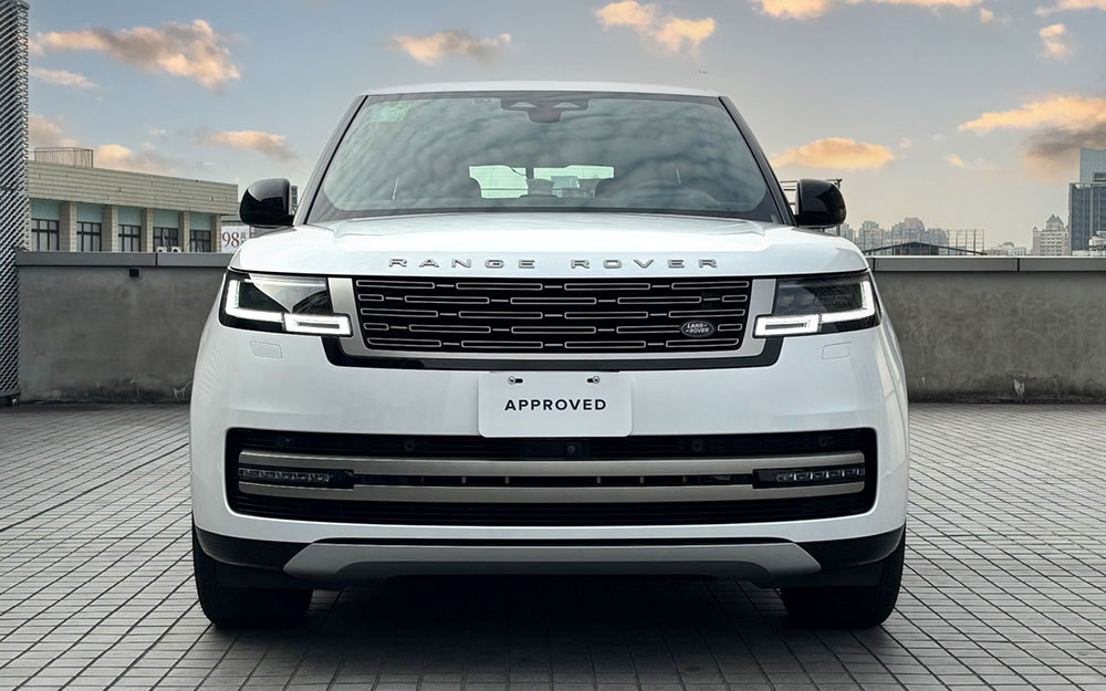 RANGE ROVER P400 HSE LWB