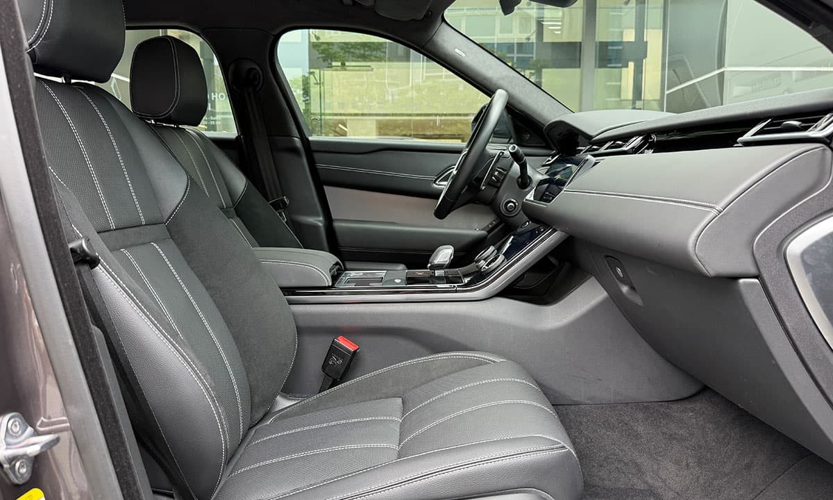 RANGE ROVER VELAR P250 R-DYNAMIC S