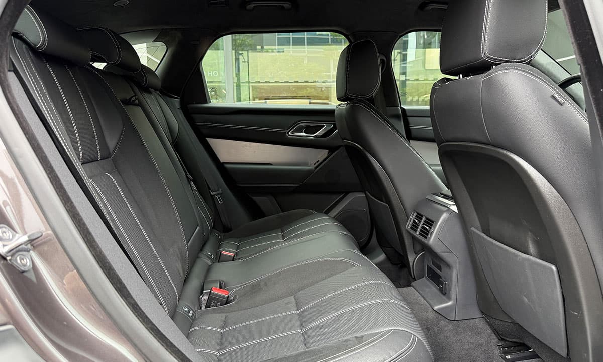 RANGE ROVER VELAR P250 R-DYNAMIC S