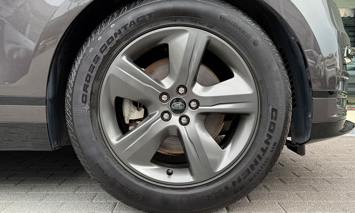 RANGE ROVER VELAR P250 R-DYNAMIC S