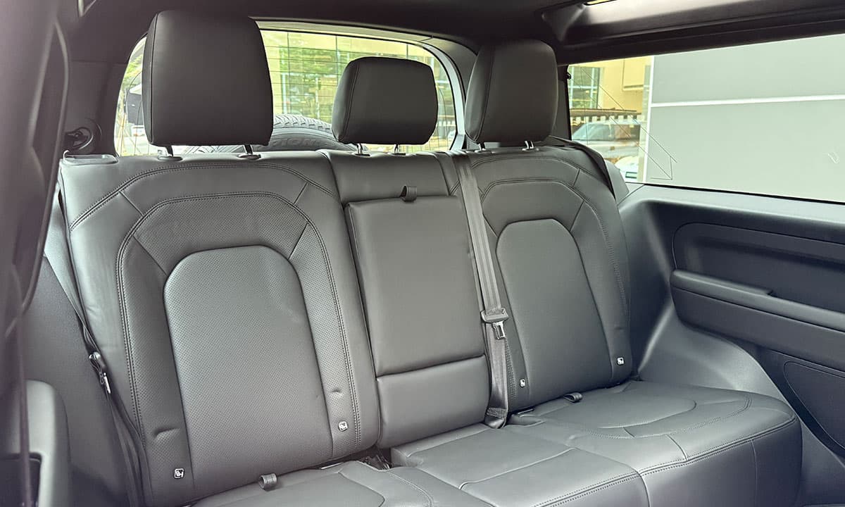 DEFENDER 90 D300 X-DYNAMIC HSE