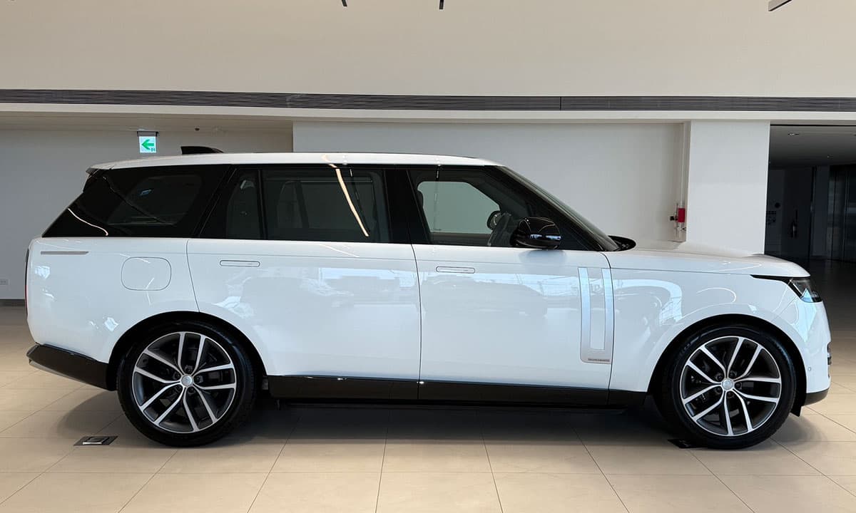 RANGE ROVER P400 Autobiography LWB