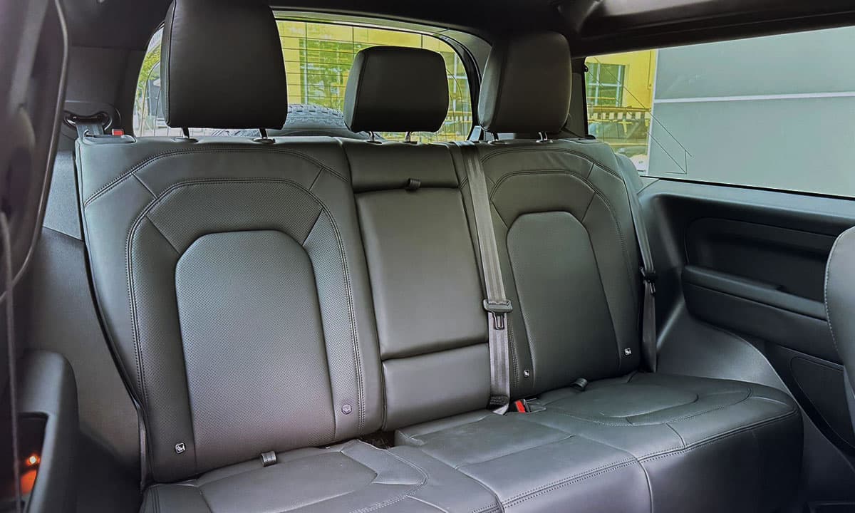 DEFENDER 90 D300 X-DYNAMIC HSE