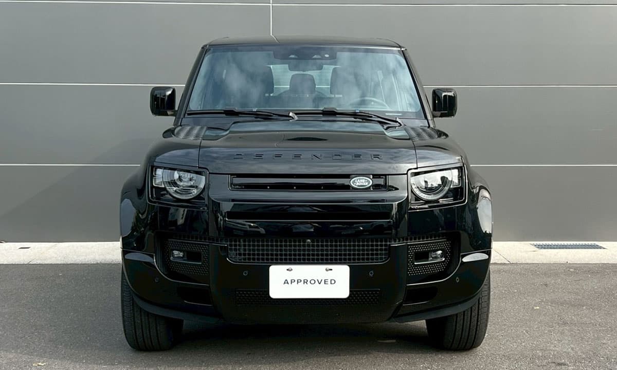 DEFENDER 90 D300 X-DYNAMIC HSE