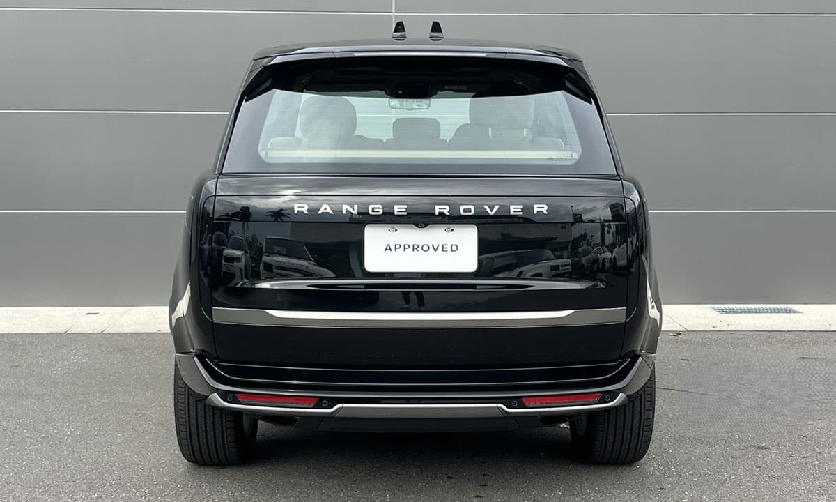 RANGE ROVER P400 SE SWB