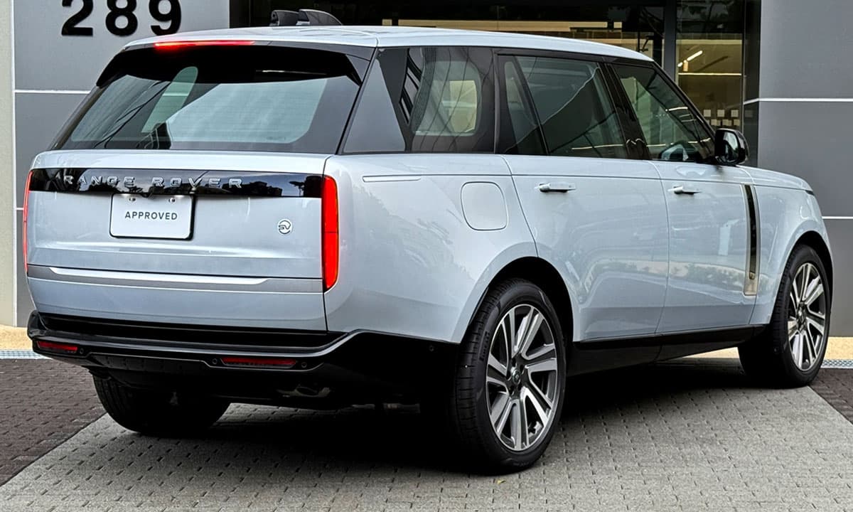 RANGE ROVER SV P615 LWB