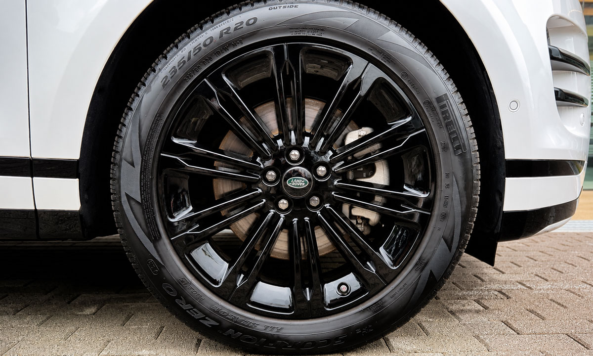 RANGE ROVER EVOQUE P250 DYNAMIC SE