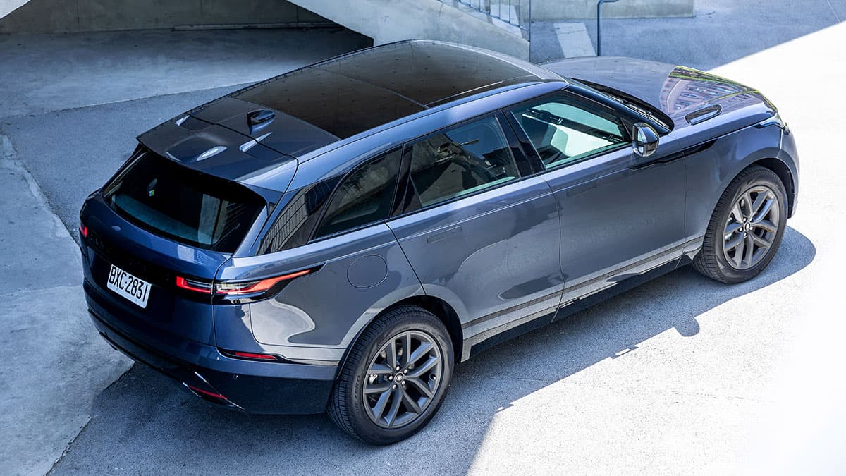 New Range Rover Velar 引領當代的極簡設計，散發自信與個性魅力